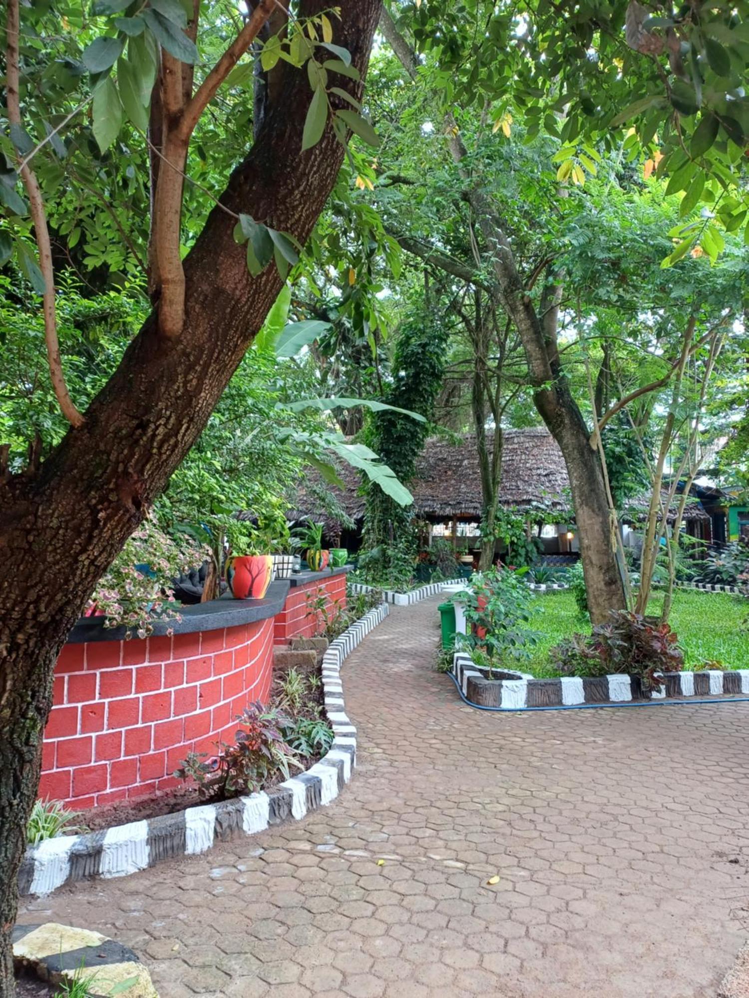Ibrahim Garden Hostel Arusha Ngoại thất bức ảnh